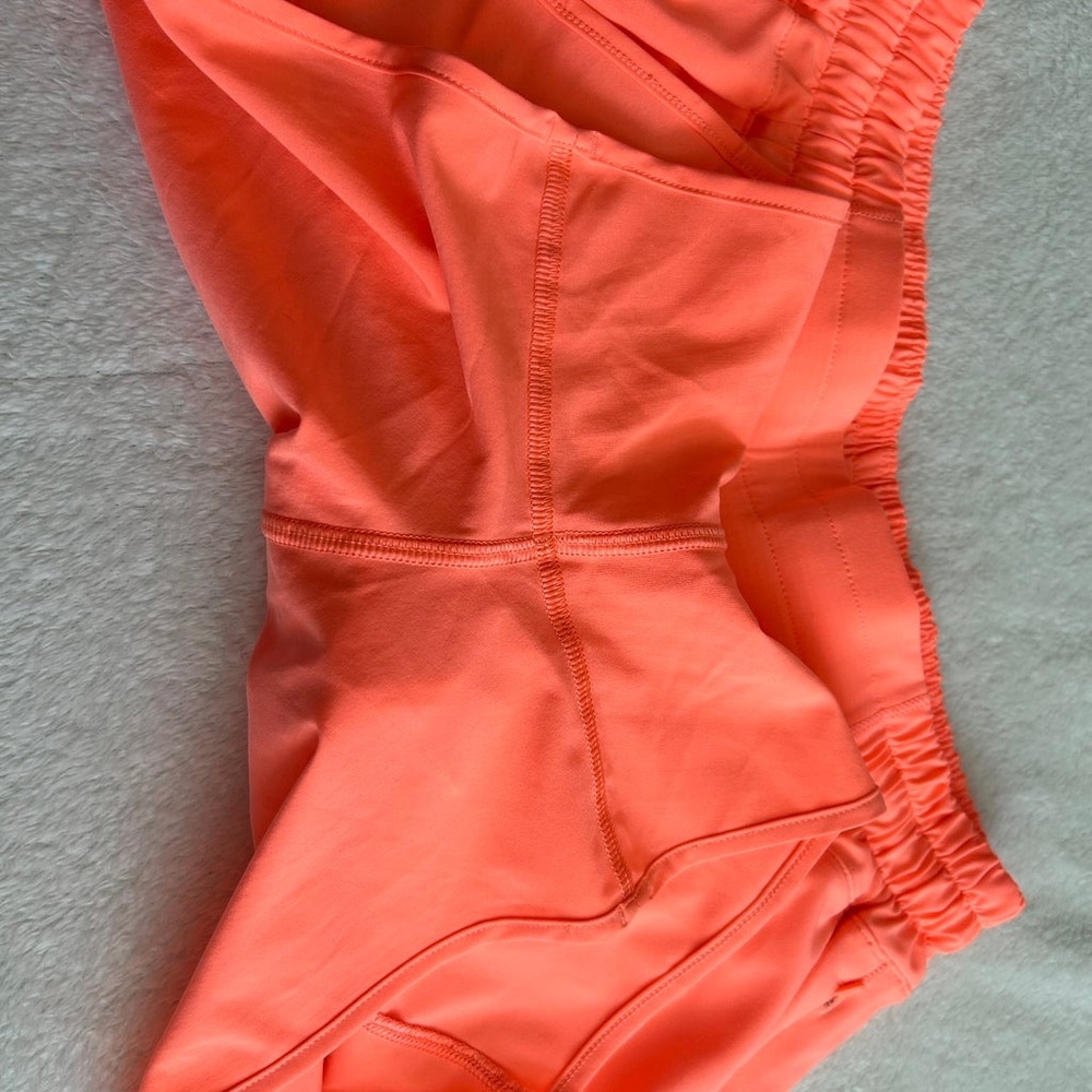 Lululemon Hotty Hot Short II *Long 4" Sunset - Picture 4 of 8